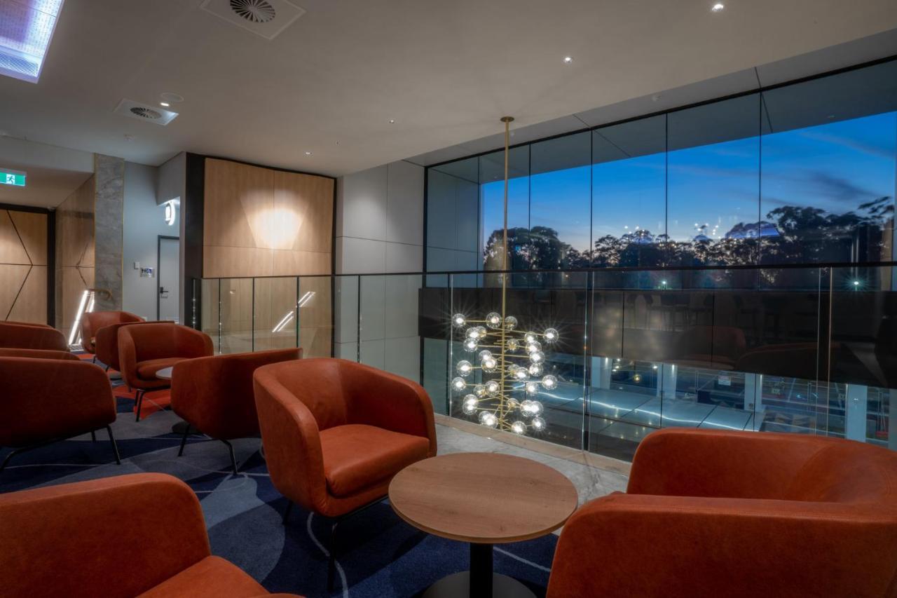 Hotel Sydney By Ihg 4*